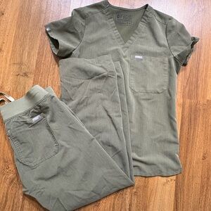 Figs Heather Olive Green Scrub Set